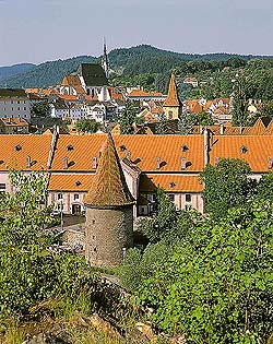 Brauerei Eggenberg in Český Krumlov, Gesamtansicht vom Rabenfelsen, foto:  Libor Sváček 