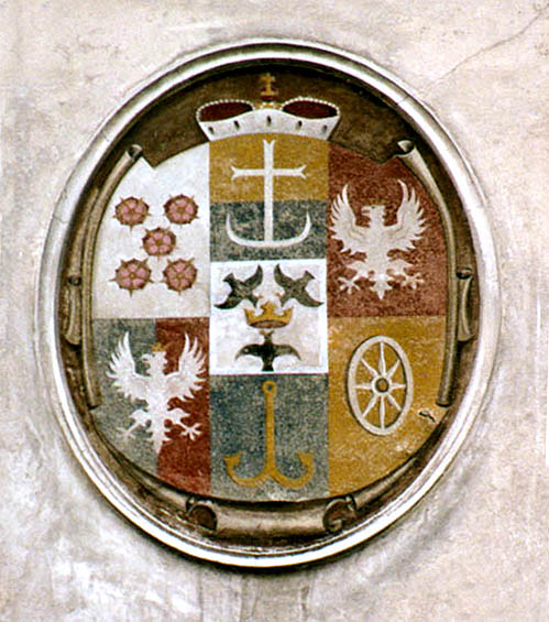 Náměstí Svornosti Nr. 1, Eggenberger Wappen an der Stirnfassade