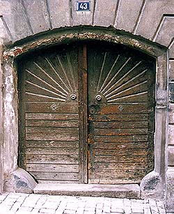 Soukenická no. 43, entrance portal 