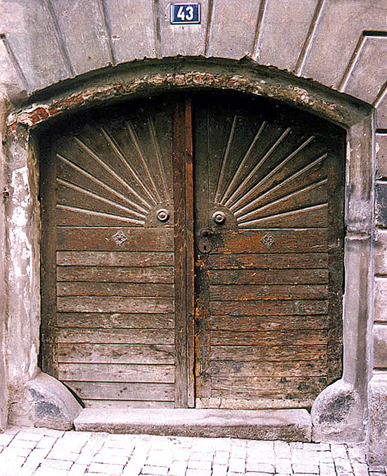 Soukenická no. 43, entrance portal