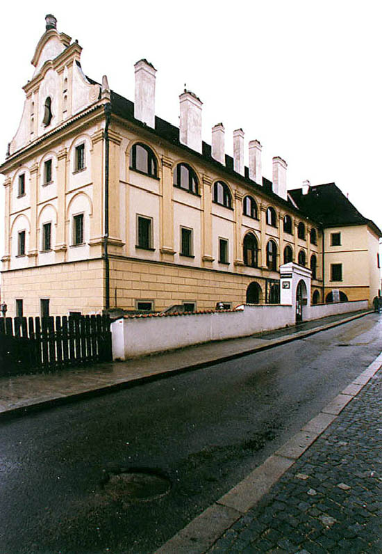 Horní no. 152, overview from Horní Street