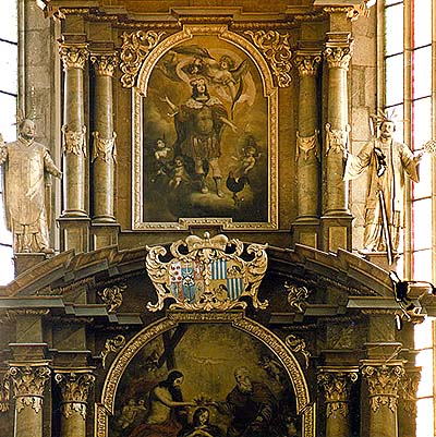 Church of St. Vitus in Český Krumlov, detail of main altar with alliance coat-of-arms of Johann Christian I. von Eggenberg and his wife Marie Ernestine von Eggenberg, geb. von Schwarzenberg 