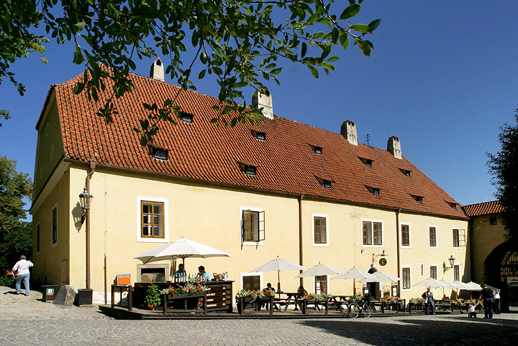 Schloss Nr. 57, April 2007, Foto: © 2007 Lubor Mrázek