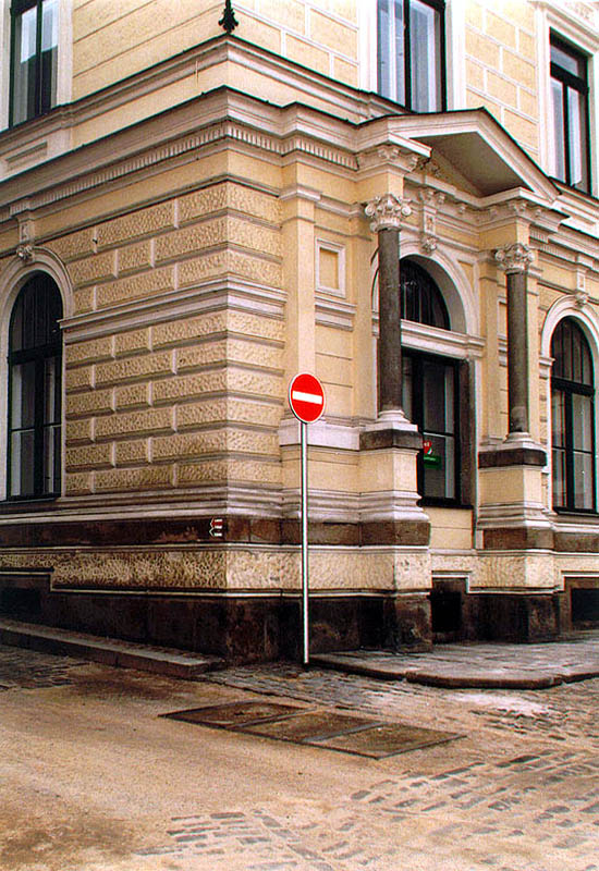 Náměstí Svornosti no. 5-6, semi-overview of the facade
