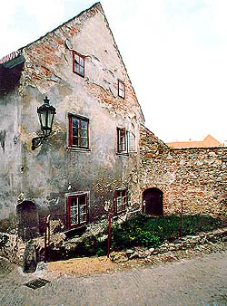 Latrán Nr. 31, Dobrkovická-Gasse 