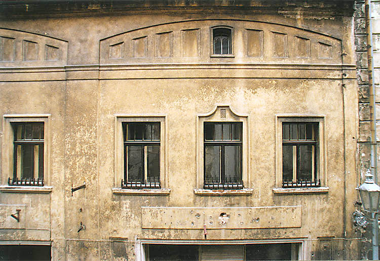 Radniční no. 28, detail of the facade