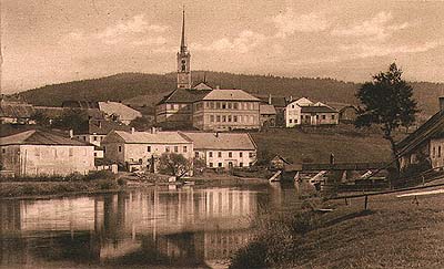 Frymburk, Ansicht vom Fluss Vltava (Moldau), ein historisches Foto 