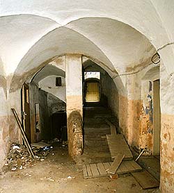 Latrán no. 68, vault in entrance hall 
