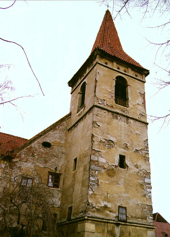 Latrán č. p. 50, minoritský klášter, věž klášterního kostela, foto: Ladislav Pouzar