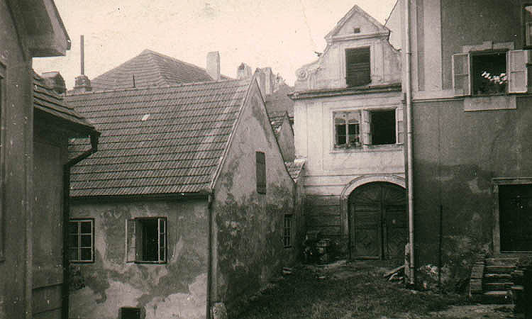 Latrán no.  41, historical photo