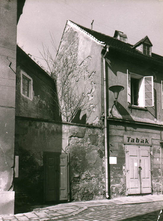 Latrán no.  81, historical photo
