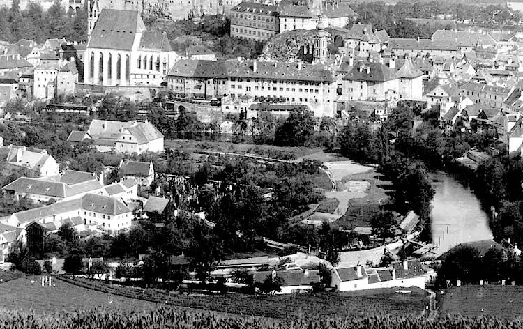 Pohled na město Český Krumlov z Křížové hory z roku 1902, foto: Josef Seidel