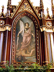 Křemže - kostel sv. Michaela, detail oltáře s obrazem patrona chrámu, foto: Lubor Mrázek 