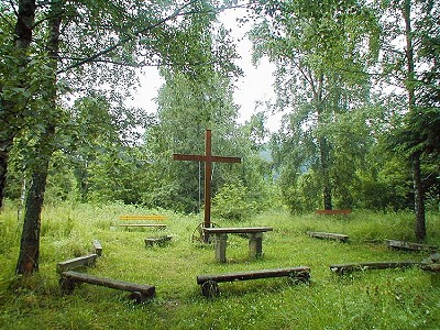 Kříž na místě zbořeného farního kostela Rychnůvek, foto: Lubor Mrázek 
