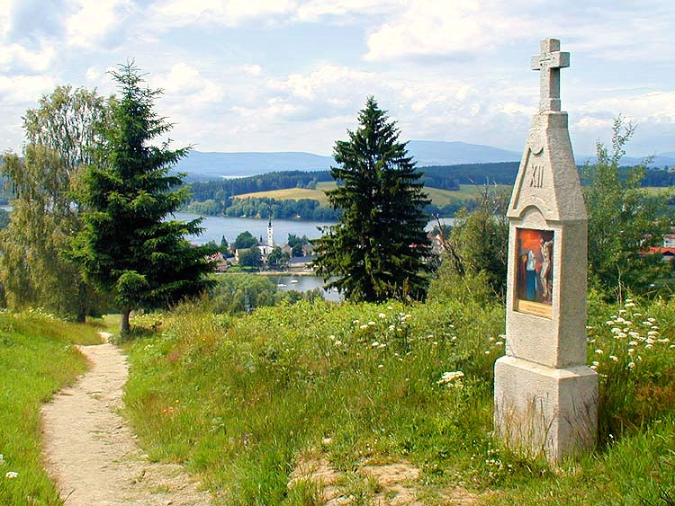 The renewed Stations of the Cross in Frymburk, dating from 2000, foto: Lubor Mrázek