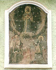 Parkán no.  107, frescos on the facade 