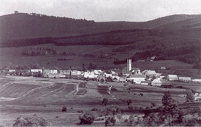 Frymburk and Vítkův Hrádek Ruin, source: Böhmerwaldheimat, Fanny Greipl, 1990, ISBN - 3 - 9802353 - 1 - 9 