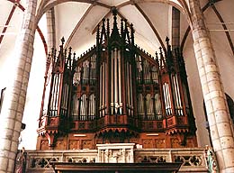 Kostel sv. Víta v Českém Krumlově, hlavní varhany 