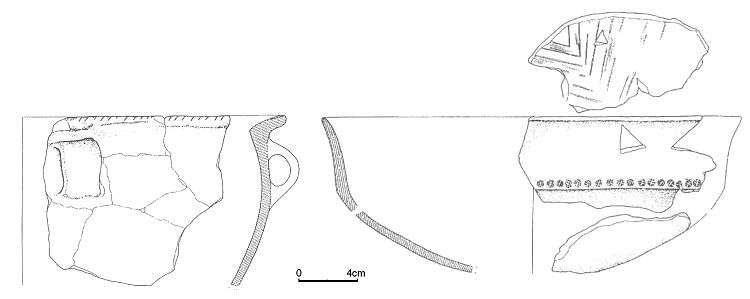 Pottery vessel with the handle from the early Bronze Age discovered in the object No. 22 (on the left) and decorated pottery bowl from the late Halstat Period (on the right). According to P. Zavřel. 