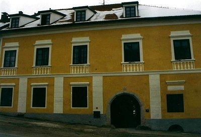 Dům číslo 125 v Benešově nad Černou. Pohled z náměstí, foto: P. Hrubý 